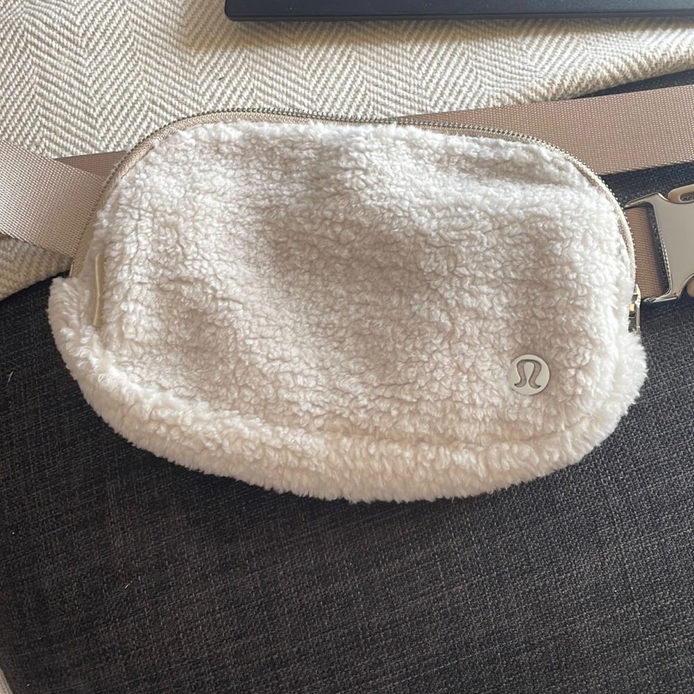 Lululemon Belt Bag